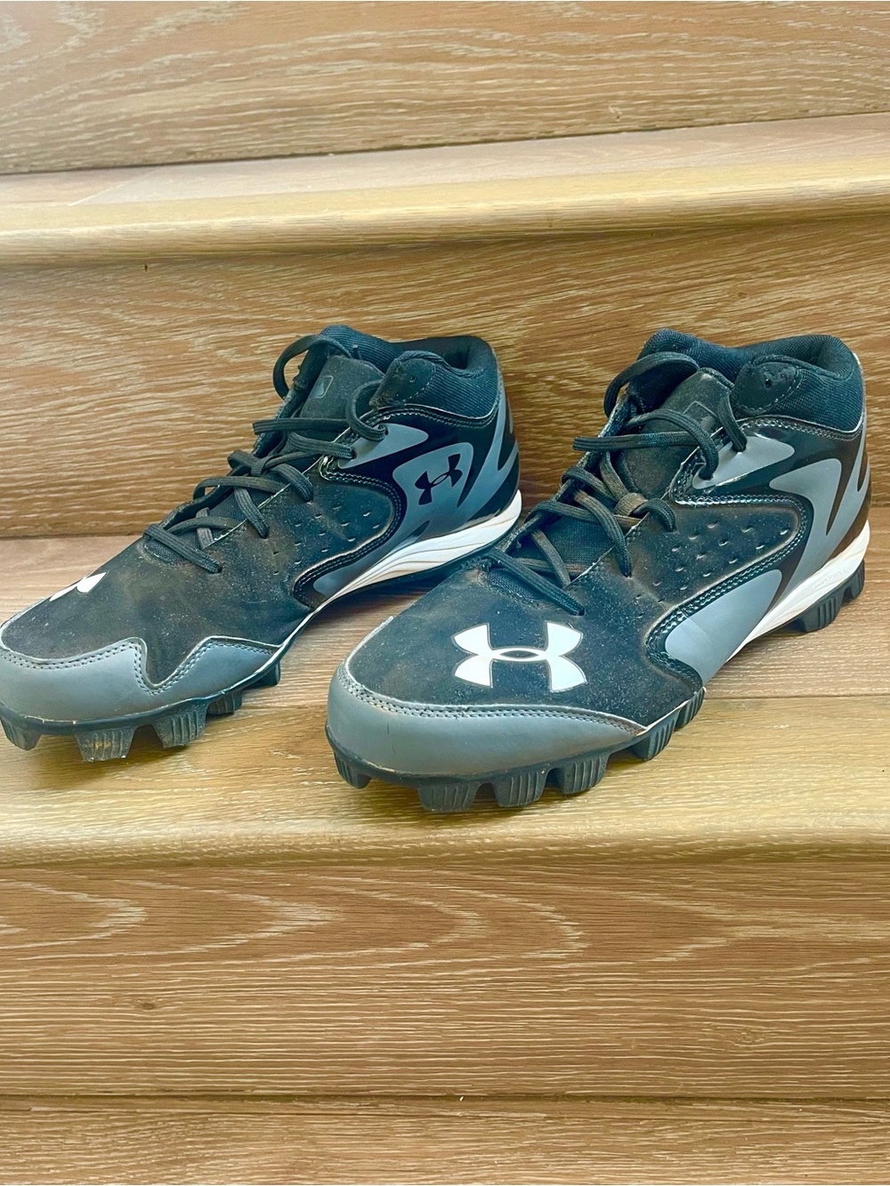 Under Armour Men’s Black and Gray Softball Turf Cleats with White Logo